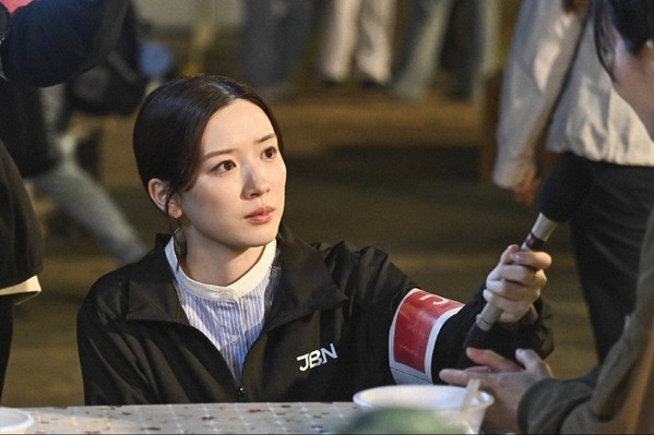 「裏切るわけない」「信じてる」道枝駿佑“本橋”の行動に祈りの声上がる…「キャスター」8話