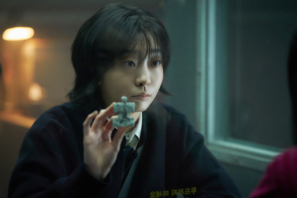 「全員怪しい」キム・ダミ＆ソン・ソック「ナインパズル」ディズニープラスで今年最も見られた韓国作品に