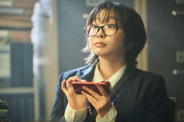 「全員怪しい」キム・ダミ＆ソン・ソック「ナインパズル」ディズニープラスで今年最も見られた韓国作品に