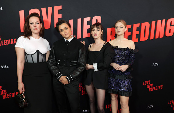 クリステン・スチュワート＆ケイティ・オブライアン『愛はステロイド』8月公開　熱を帯びた予告編解禁