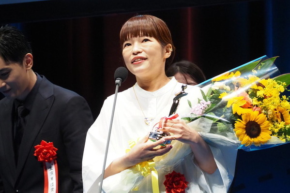 吉沢亮主演映画が作品賞含め4冠受賞！河合優実も喜びのスピーチ