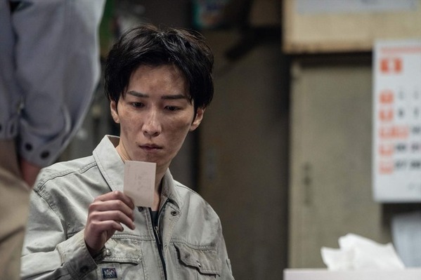 渡辺翔太“ヤヒロ”＆亀梨和也“ヤマメ”『事故物件ゾク 恐い間取り』新旧主人公を比較