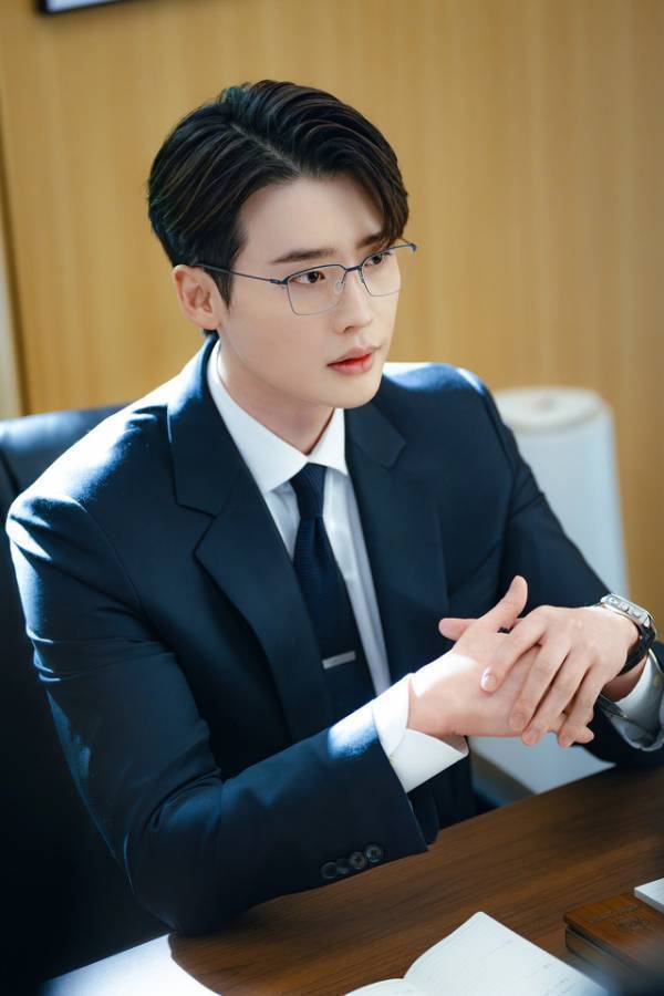 イ・ジョンソク＆ムン・ガヨンが弁護士に「瑞草洞＜ソチョドン＞」U-NEXTで韓国と同日配信