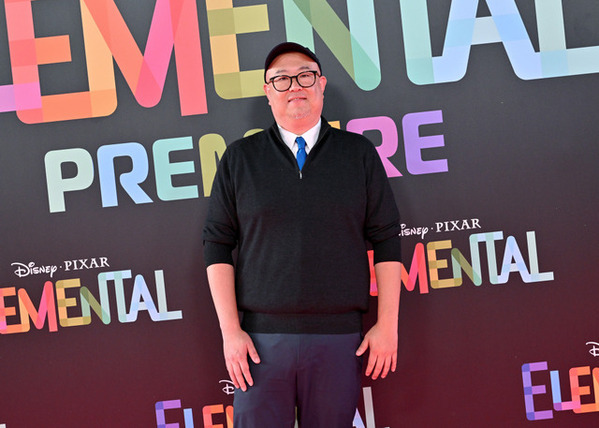 『Mr.インクレディブル3』の監督、『マイ・エレメント』のピーター・ソーンに決定