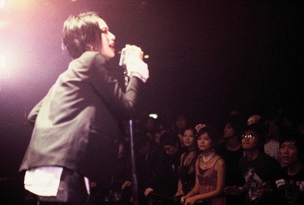 中島美嘉×宮崎あおい『NANA』初デジタル版リバイバル上映 7月11日からホワイトシネクイントにて