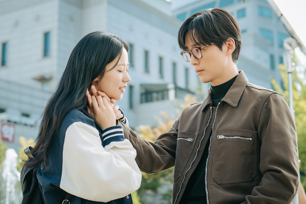 ナムグン・ミン＆チョン・ヨビン「私たちの映画」切実な2人を映す予告編　本日配信開始