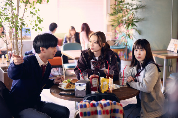 福本莉子＆八木勇征、“近くて遠い”関係映し出す『隣のステラ』場面写真一挙解禁