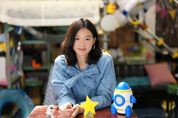 柄本佑、木竜麻生＆森田望智＆片山友希＆伊藤万理華を見守る“天の声”「いつか、無重力の宙で」