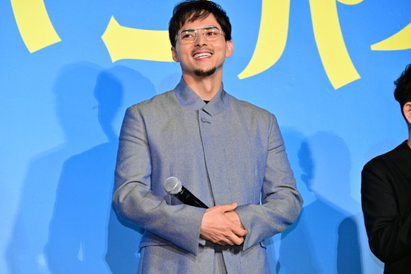 吉沢亮、「お亮のことが好きすぎる」満島真之介と3度目共演「しっくり来た」『ババンババンバンバンパイア』完成披露