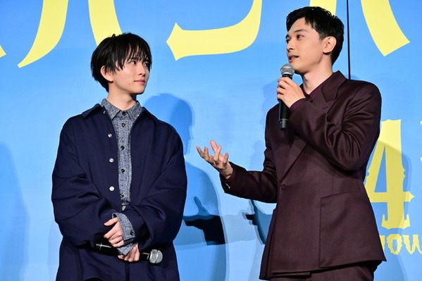 吉沢亮、「お亮のことが好きすぎる」満島真之介と3度目共演「しっくり来た」『ババンババンバンバンパイア』完成披露