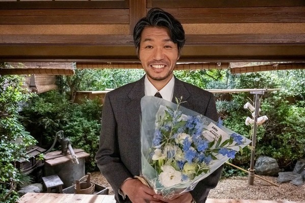 森カンナ＆咲妃みゆら、芳根京子“なつ美”の家族クランクアップ「波うららかに、めおと日和」