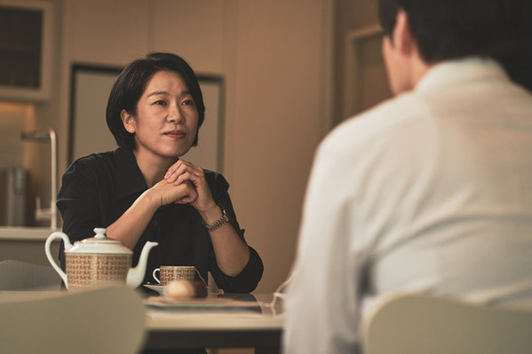 カン・ハヌル主演、マンションの騒音に悩まされるリアルミステリー『84m2』映像初公開