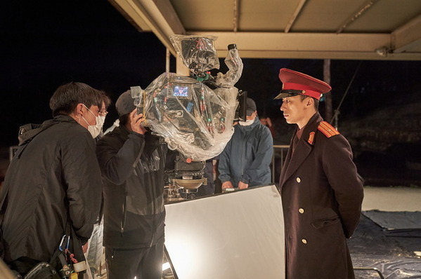 イ・ジェフン、ク・ギョファンとの共演に「推しと共演できたようなもの」『脱走』メイキング映像第4弾