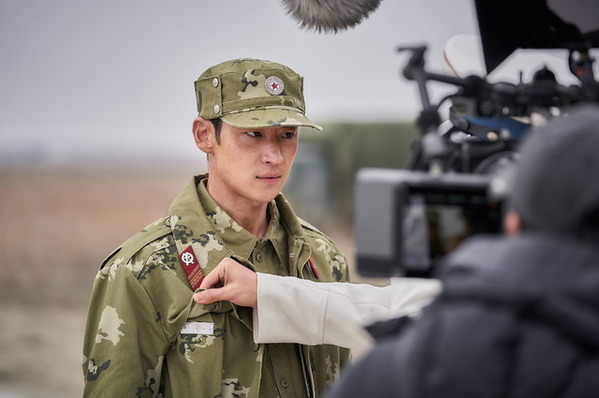 イ・ジェフン、ク・ギョファンとの共演に「推しと共演できたようなもの」『脱走』メイキング映像第4弾