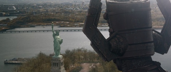 地球滅亡を狙う強大な敵に立ち向かう『ファンタスティック４：ファースト・ステップ』本予告