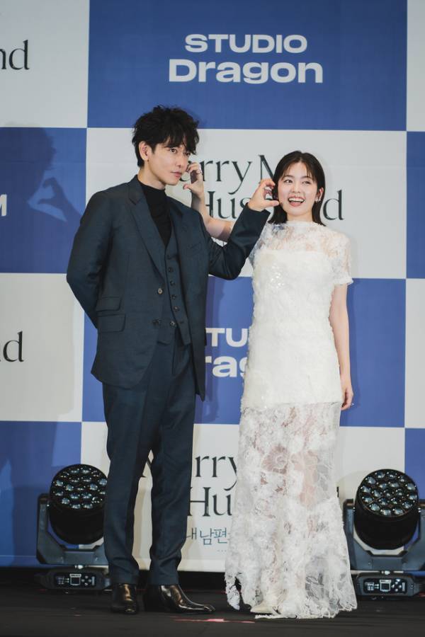 「日本オリジナルの結末が…」小芝風花＆佐藤健＆横山裕＆白石聖ら「私の夫と結婚して」日韓でイベント参加