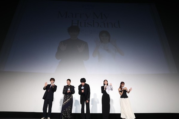 「日本オリジナルの結末が…」小芝風花＆佐藤健＆横山裕＆白石聖ら「私の夫と結婚して」日韓でイベント参加