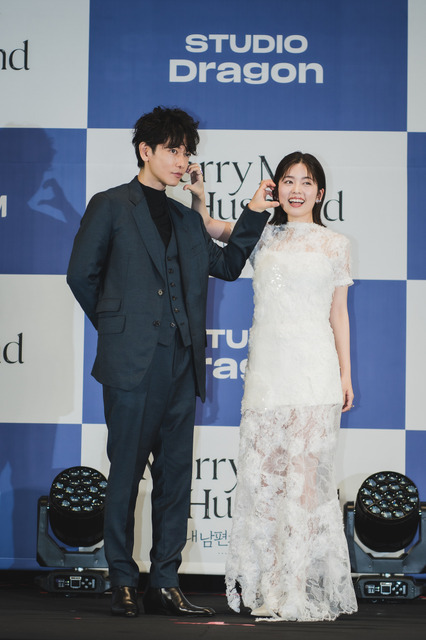 「日本オリジナルの結末が…」小芝風花＆佐藤健＆横山裕＆白石聖ら「私の夫と結婚して」日韓でイベント参加