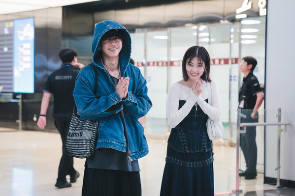 「日本オリジナルの結末が…」小芝風花＆佐藤健＆横山裕＆白石聖ら「私の夫と結婚して」日韓でイベント参加