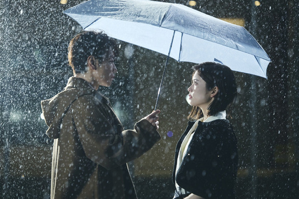 「部長メロすぎ」「たった数分で衝撃」ついに配信開始「私の夫と結婚して」原作ファンからも太鼓判