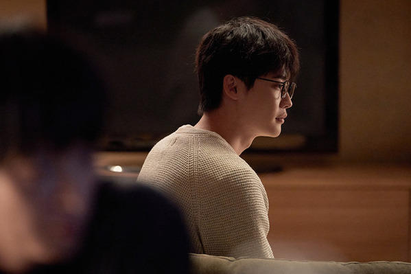 『プロット 殺人設計者』監督が明かす、カン・ドンウォン＆イ・ジョンソクの撮影秘話