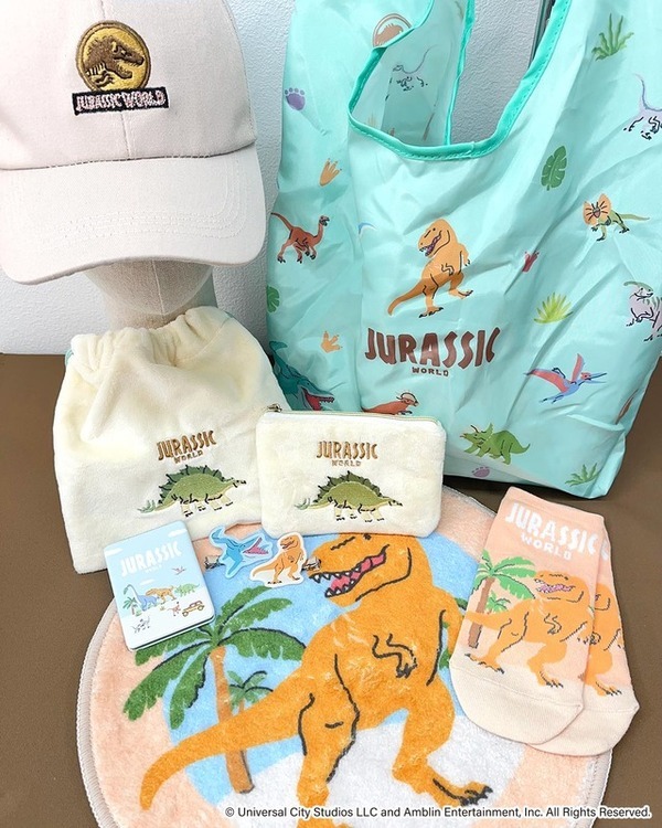 『ジュラシック・ワールド』『ジョーズ』サンキューマートでコラボ雑貨販売　先行予約スタート