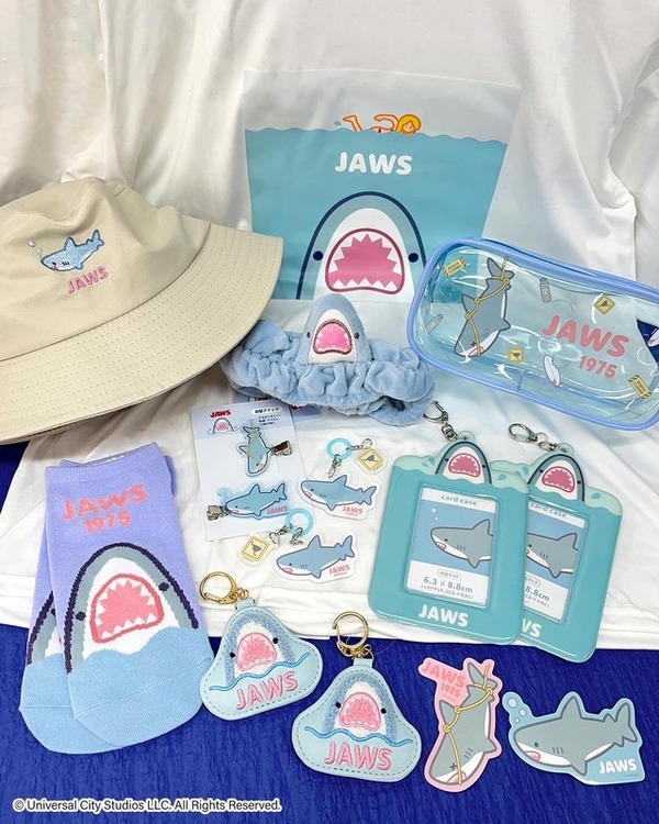 『ジュラシック・ワールド』『ジョーズ』サンキューマートでコラボ雑貨販売　先行予約スタート