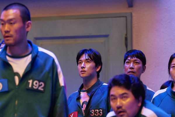 【ネタバレあり】「衝撃」「スピンオフある？」…「イカゲーム3」にあの俳優がサプライズ登場！