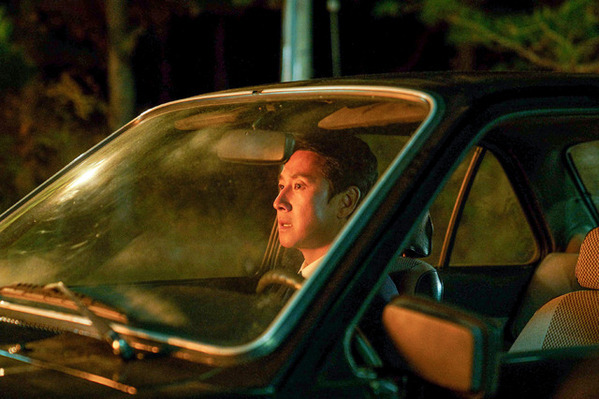 チョ・ジョンソク×イ・ソンギュンの対峙も『大統領暗殺裁判　16日間の真実』場面写真