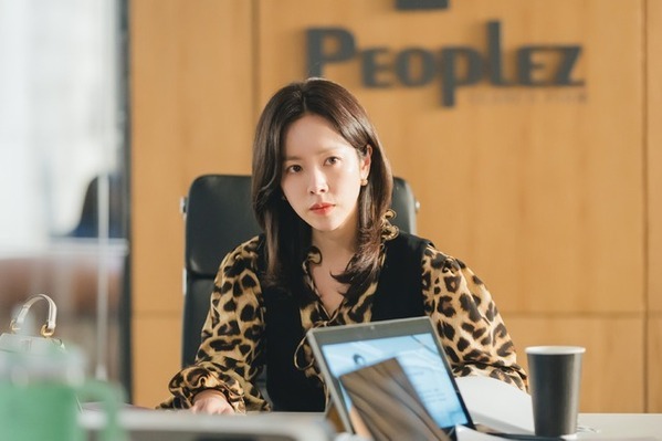 ハン・ジミン×イ・ジュニョク主演で世界123か国で1位に「わたしの完璧な秘書」リリース