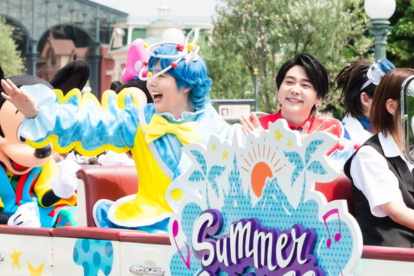 【ディズニー】Mrs. GREEN APPLEがサプライズでパレード登場！夏イベ「サマー・クールオフat Tokyo Disney Resort」明日開幕