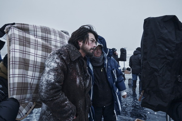 ヒョンビン＆パク・ジョンミン＆チョ・ウジン、“同志たち”も熱く語る『ハルビン』特別映像