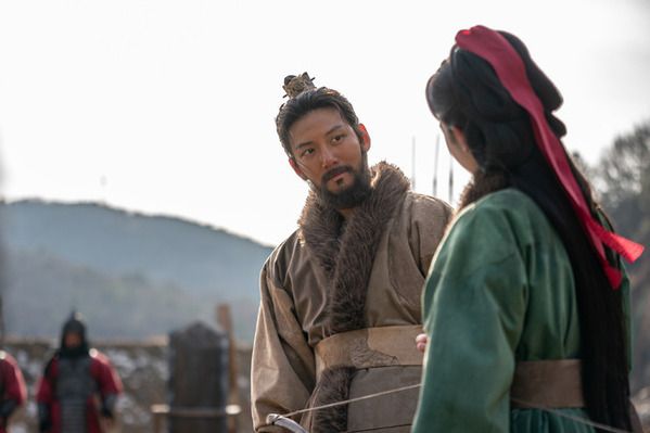 チ・チャンウク＆チョン・ジョンソ「于氏王后」“王が決まる夜”スペシャルPV映像解禁