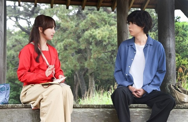 「中華街はファイトソング感」清原果耶“愛子”の横浜デートに視聴者からの反応多数…「初恋DOGs」2話