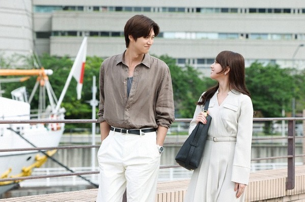 「中華街はファイトソング感」清原果耶“愛子”の横浜デートに視聴者からの反応多数…「初恋DOGs」2話