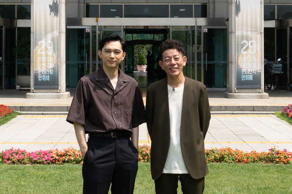 吉沢亮、初の韓国を堪能『ババンババンバンバンパイア』海外初上映に手応えも