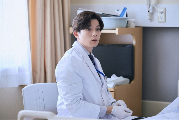 「救われる人が沢山いるだろうな」「ハンカチ要る」松本潤“徳重”の温かい姿に絶賛の声上がる…「19番目のカルテ」1話