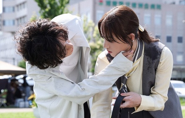 「初恋DOGs」3話、「ある意味王道」…成田凌“快”とナ・イヌ“ソハ”に訪れる“新展開”に視聴者沸く