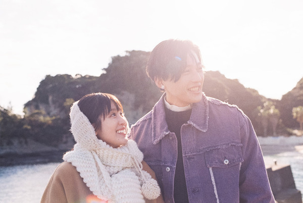 福本莉子×八木勇征『隣のステラ』主題歌リリックビデオ＆ノスタルジックな質感のフィルム写真公開