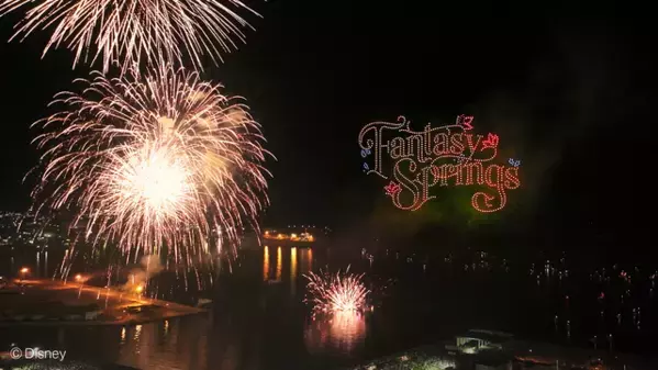 【ディズニー】夜空を彩るドローンショー“マジック・イン・ジ・エア”が帰って来る！初回は8月2日の足利花火大会