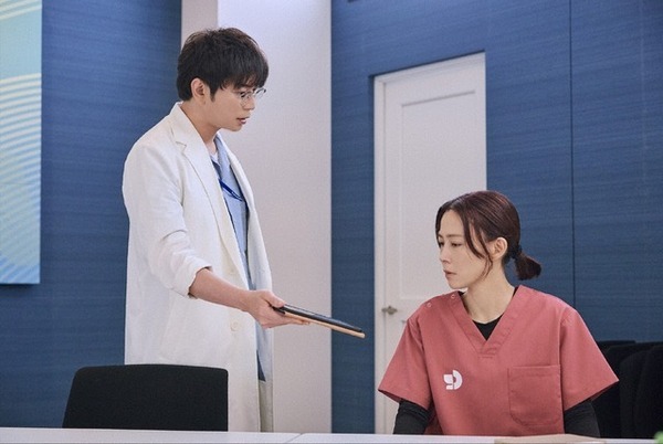 「涙が溢れた」「救われる」松本潤“徳重”の患者に寄り添う姿に感動の声上がる…「19番目のカルテ」2話