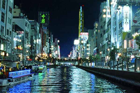 日本はじめアジア7か国を巡る、カンヌ監督賞『グランドツアー』10月公開