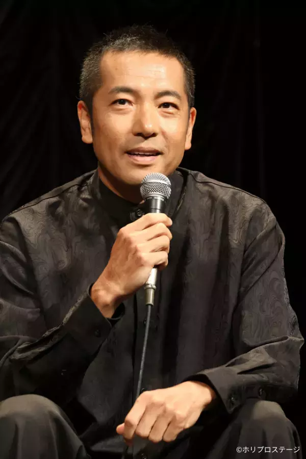 本田響矢「沢山吸収していきたい」喜劇王の息子役演じる音楽劇「エノケン」製作発表