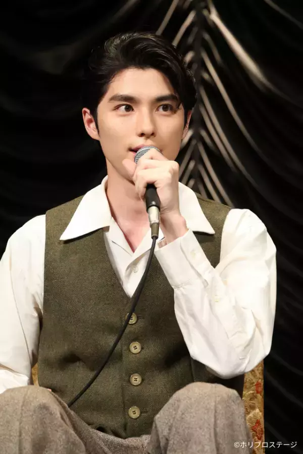 本田響矢「沢山吸収していきたい」喜劇王の息子役演じる音楽劇「エノケン」製作発表