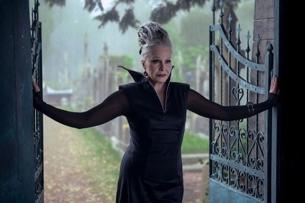 「ウェンズデー」S2は「親子の関係性が重要でした」ティム・バートン＆ジェナ・オルテガが語る