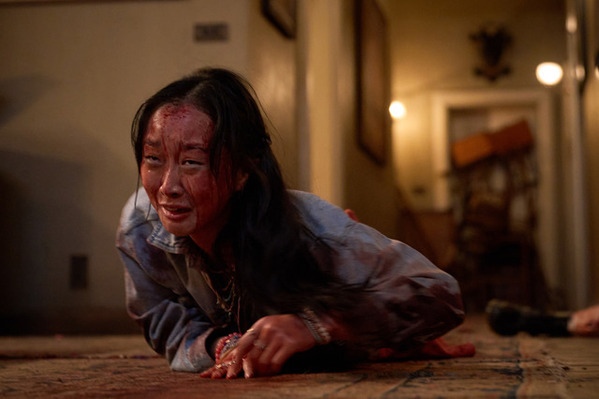 水を飲んだ若者たちの衝撃の結末は…！『アンティル・ドーン』本編映像＆場面写真