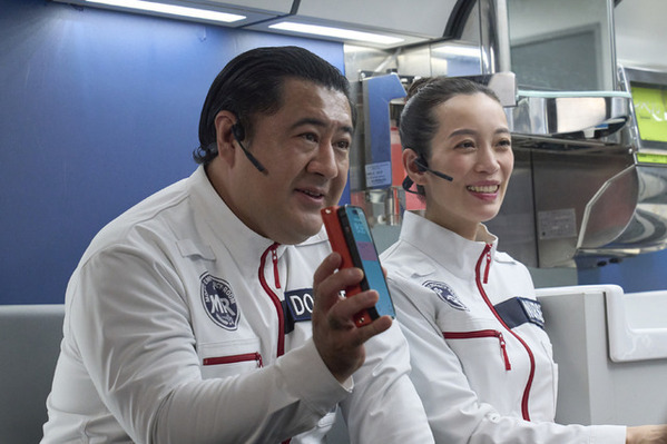 中条あやみ＆佐野勇斗ら“TOKYOチーム”が緊急出動『TOKYO MER～走る緊急救命室～南海ミッション』新規場面写真