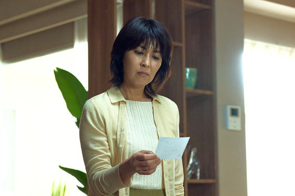 「嫌な予感してた」「予想がつかない」段田安則“寛”を問い詰める展開に期待の声上がる…「しあわせな結婚」4話