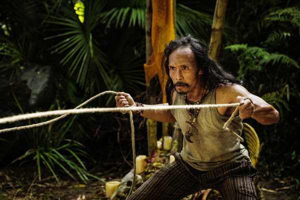 ビル・スカルスガルド“ボーイ”ほか魅力的なキャラが登場『ボーイ・キルズ・ワールド』場面写真