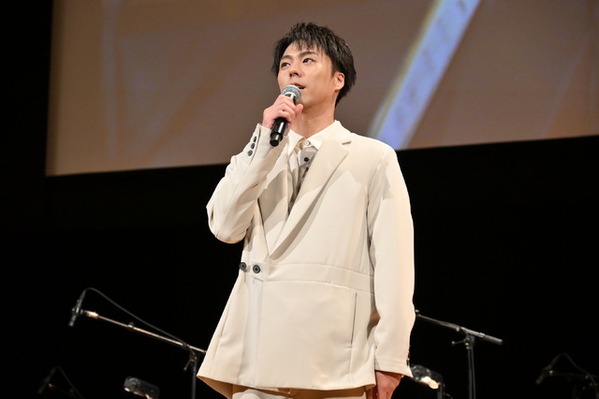 『あの花』続編映画化がサプライズ発表　福原遥「一生自分の中に大切に残る作品」